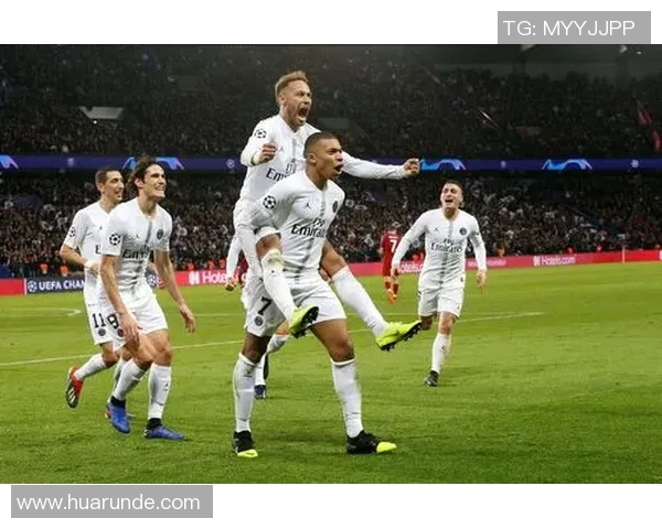 利物浦与大巴黎对决分析双方战术特点及关键球员表现